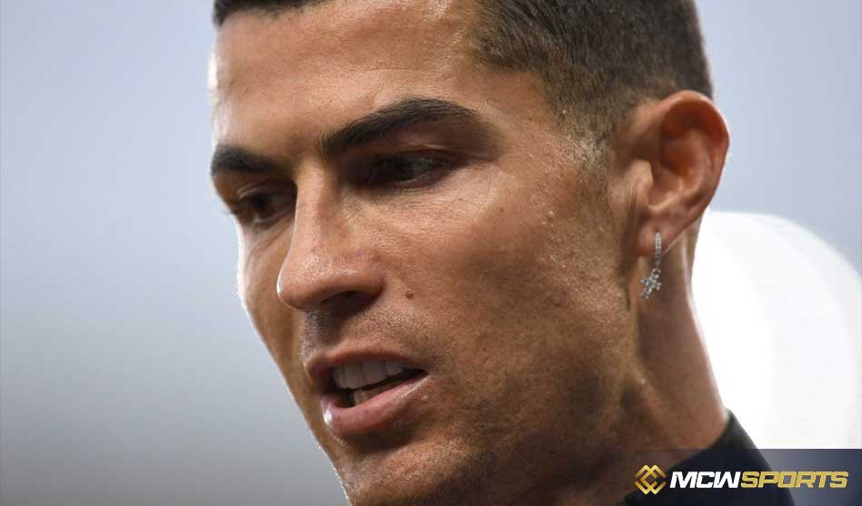 Cristiano Ronaldo Claims He Feels Betrayed by Manchester United