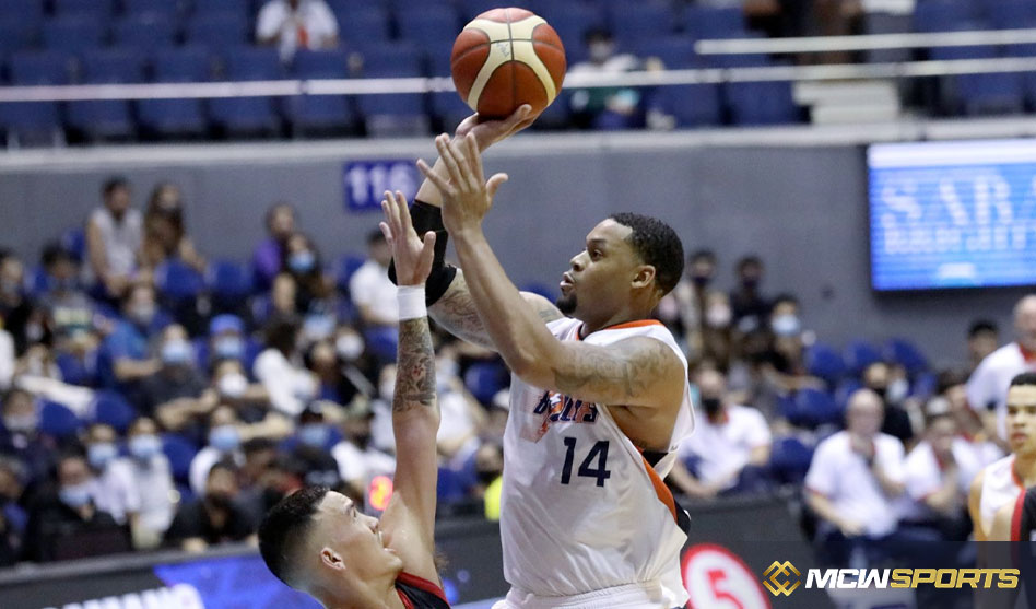 KJ McDaniels plays for Meralco once more in the PBA Governors' Cup