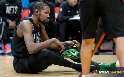 After hurting his knee against the Heat, Kevin Durant will get an MRI