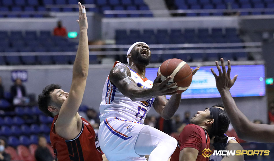 Jonathon Simmons and Kevin Alas lead the NLEX to victory over Blackwater Game