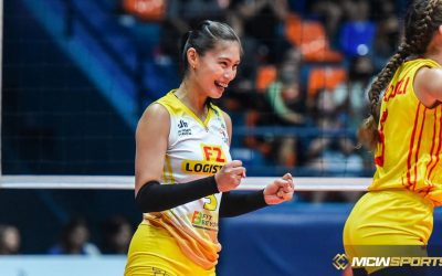 In Pablo’s absence, Ivy Lacsina shows off her versatility by taking up the job of the outside spiker