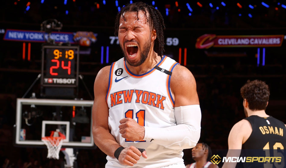 Jalen Brunson assists the Knicks in victory over the Cavs