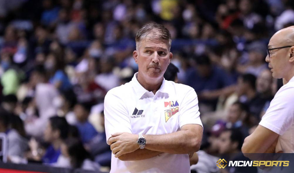 According to Jorge Gallent, the coach of San Miguel, Rain or Shine should be in the semifinals