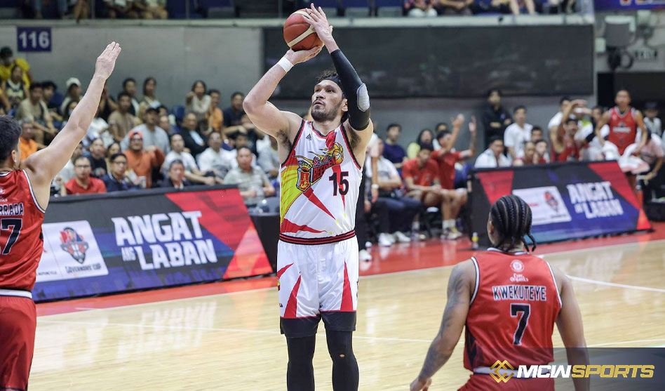 Fajardo receives Season 49's first Player of the Week award