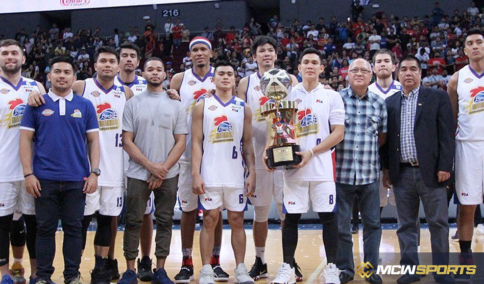 Magnolia still keeps its oldest active player, Reavis, in the PBA as Gold