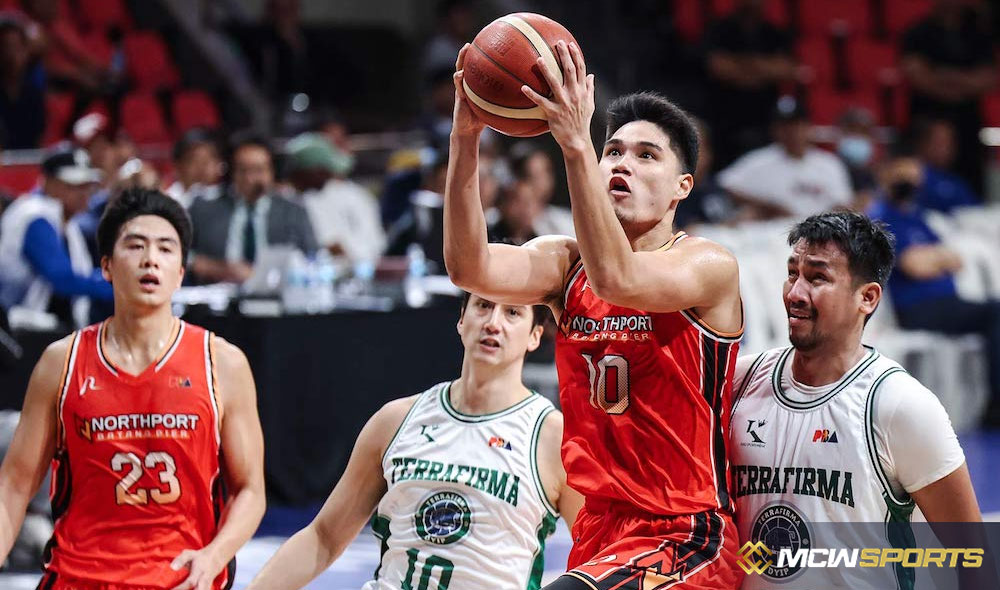 PBA: With Jois and Navarro back to full strength, Batang Pier defeats Dyip for the sixth time in a row while, Castro performs a throwback show for TNT to rescue the day