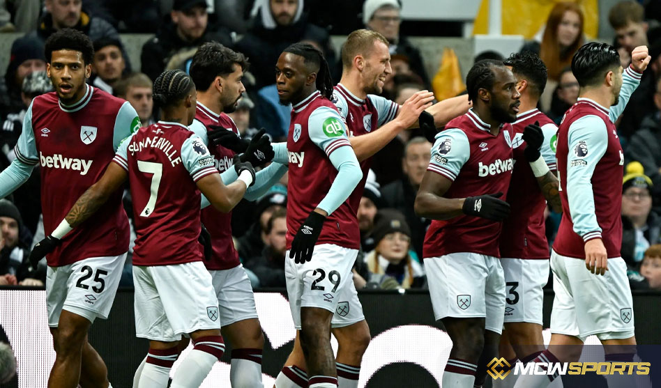 West Ham United Beats Newcastle 2-0 to Ease Pressure on Coach Lopetegui