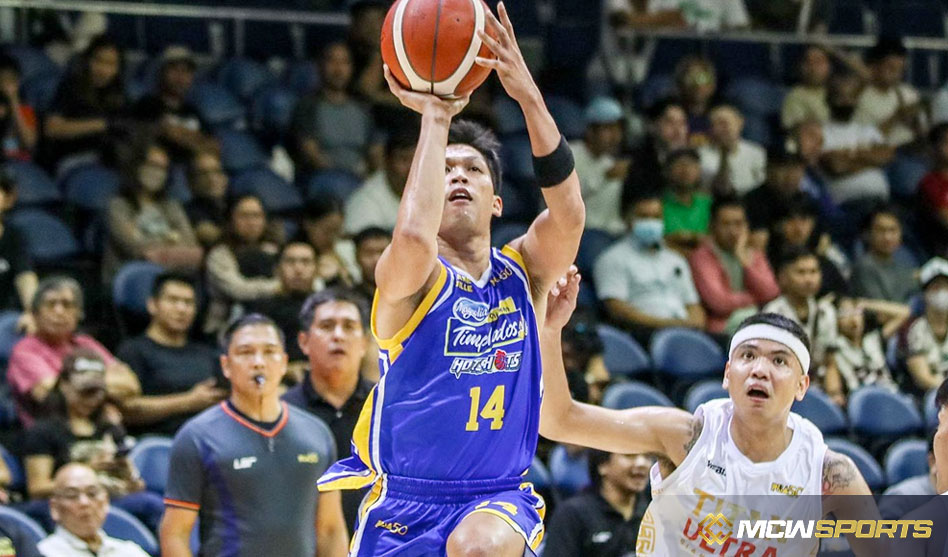 Magnolia wins third thanks to Barroca’s fourth-quarter breakout, which also shares the early lead