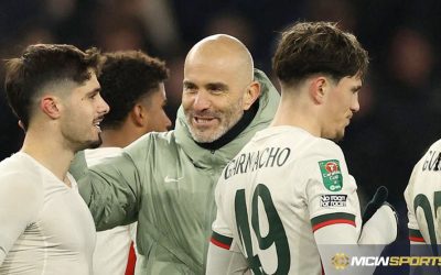 In an effort to close the gap on the title, Chelsea started looking for defensive and midfield reinforcements