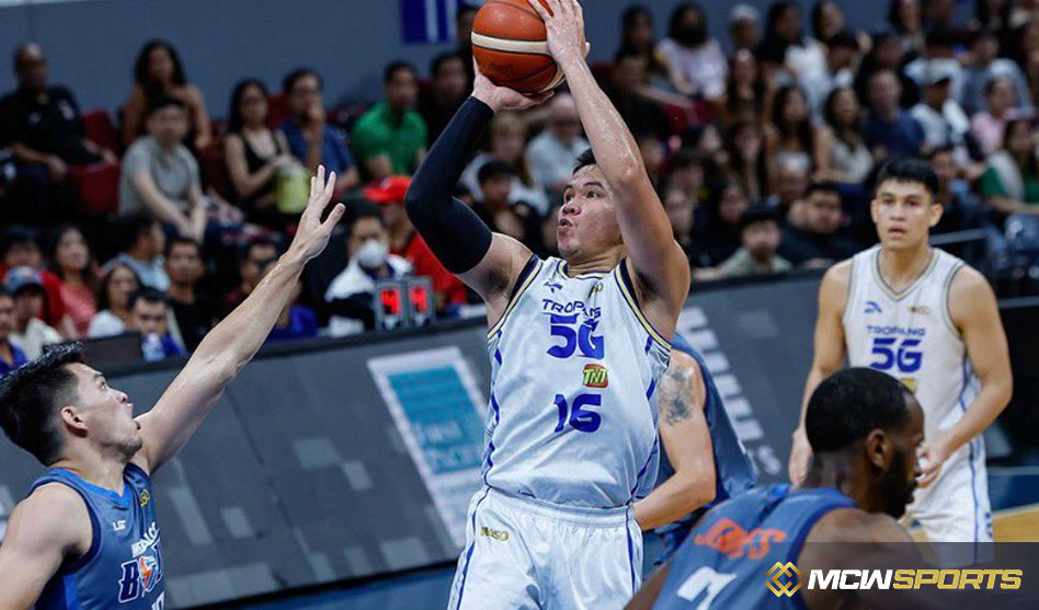 Pogoy’s Clutch Heroics Lift Importless TNT Past Meralco for Semifinal Lead